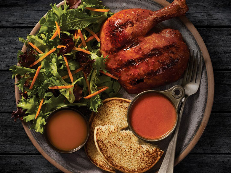 Prenez un bon repas chaud à la Rôtisserie St-Hubert de Victoriaville