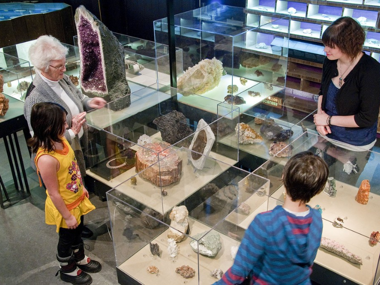 Entrée familiale pour le musée